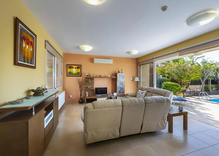 Anthea 12 Villa Larnaca