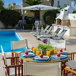 Anthea 12 Villa